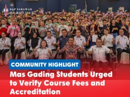 Mas Gading students urged to verify course fees and accreditation Mordi with recipients of the 2026 Mas Gading Further Studies Incentive, now in its fifth year, with RM135,500 allocated to 271 recipients.