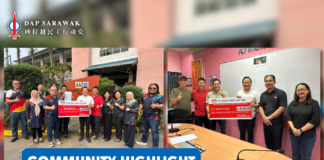 RM202,500 boosts digital learning at two schools in Stampin Parliament Michael Kong hands over allocations totalling RM202,500 to SK Satria Jaya and SK Sungai Stutong for Smart Interactive TVs.